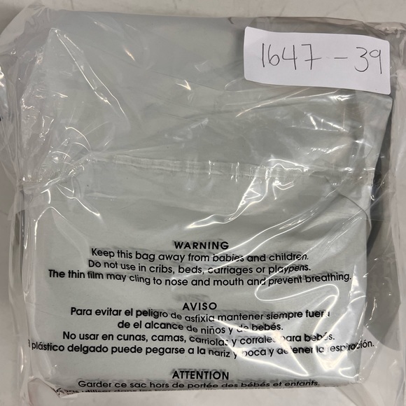 Mickey Mouse Disney Shorts Series 2 Mickey Mouse (Blue) Vinyl Figure Collectible - Picture 6 of 6